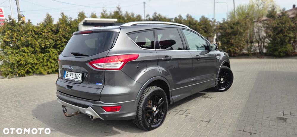 Ford Kuga 2.0 TDCi 2x4 Titanium - 14