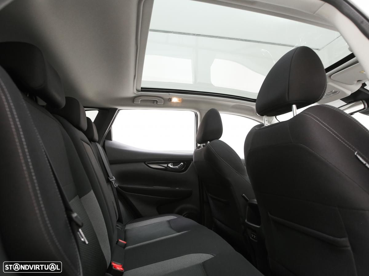 Nissan Qashqai 1.5 dCi N-Connecta - 12