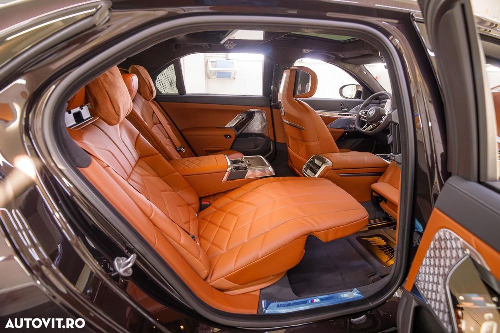BMW Seria 7 - 15