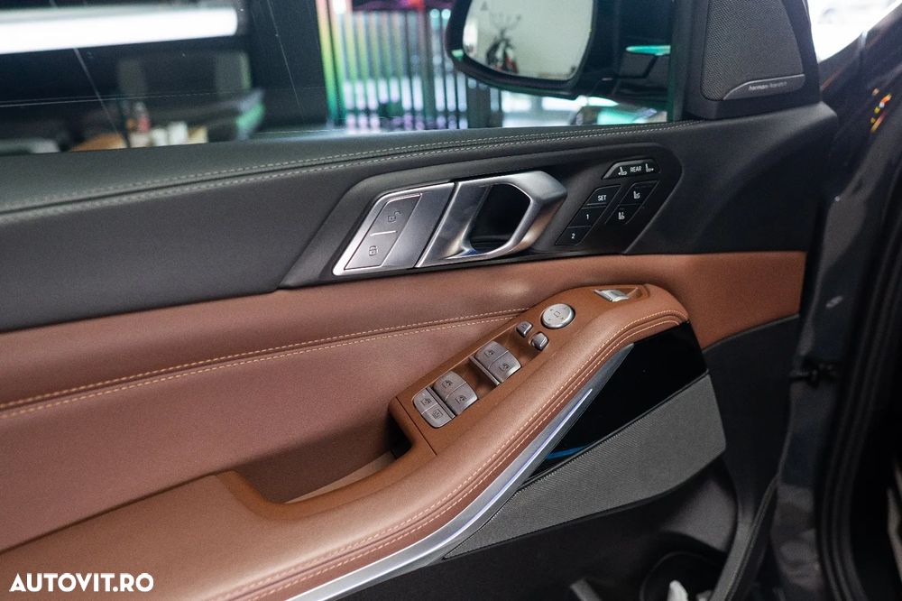 BMW X7 M50i - 34