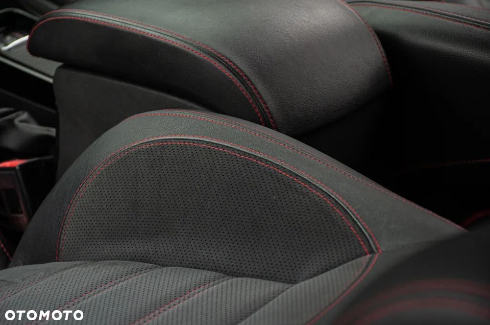 Ford Mondeo 2.0 EcoBoost Titanium S - 40