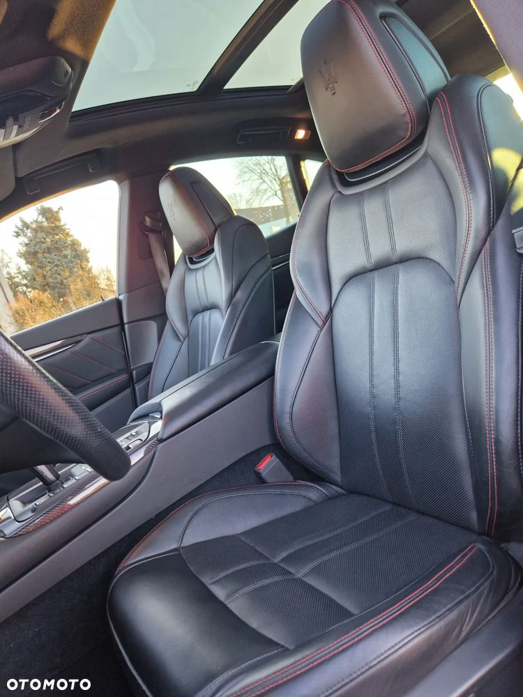 Maserati Levante S Q4 GranSport - 24