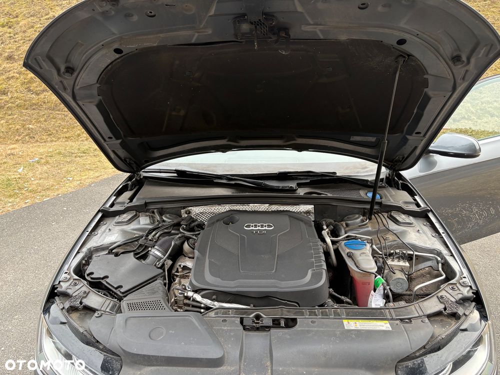 Audi A4 Avant 2.0 TDI DPF clean diesel S line Sportpaket - 9