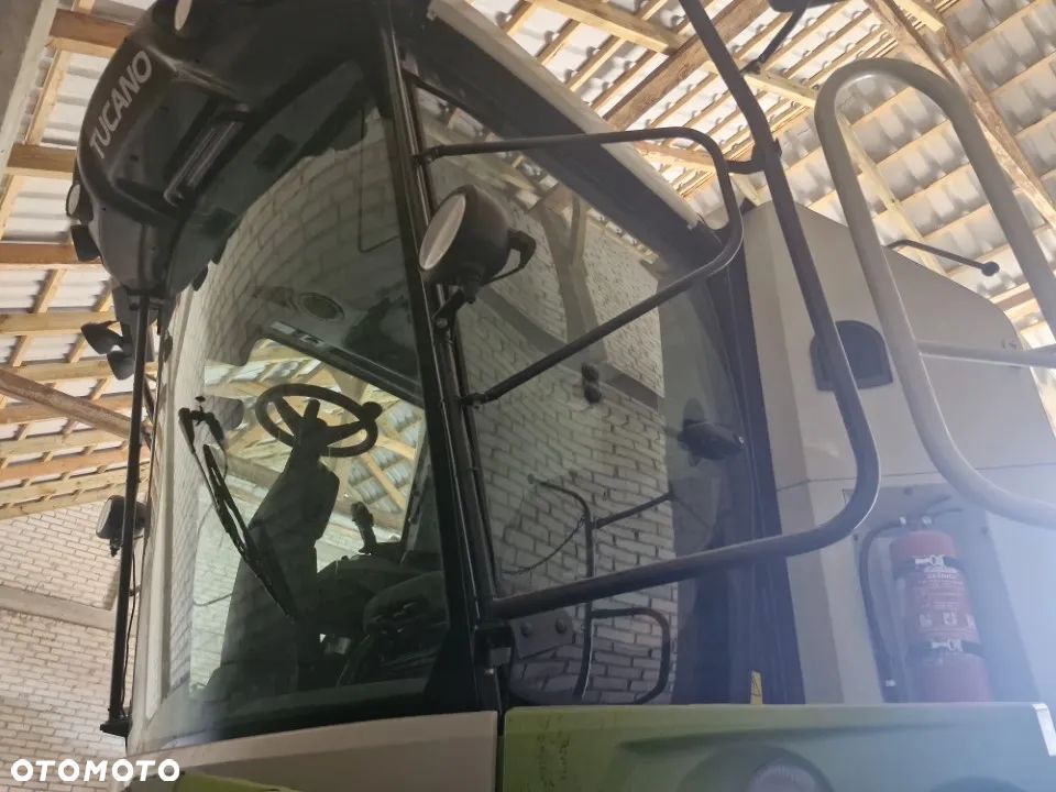 Claas Tucano 450 - 10