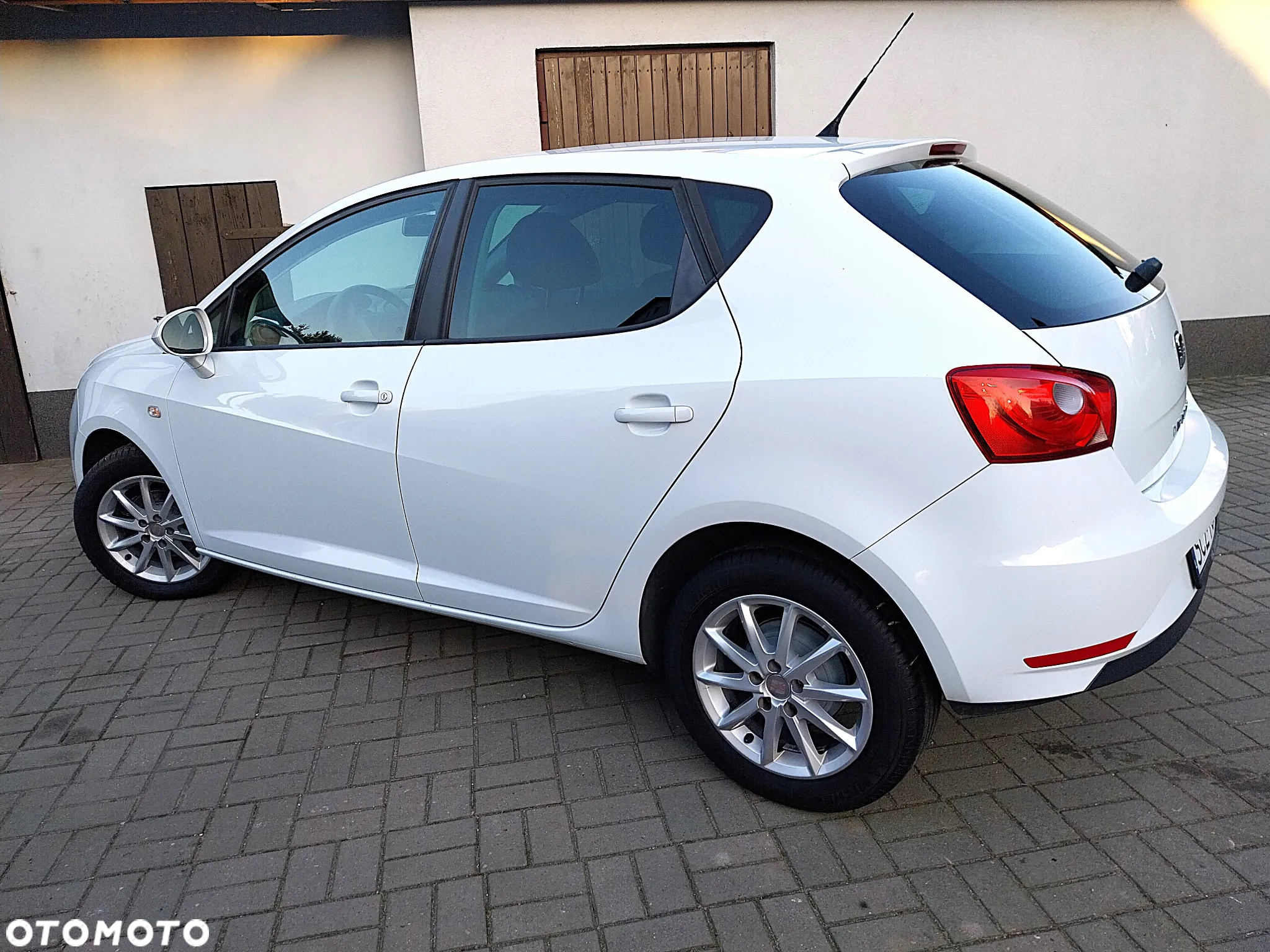Seat Ibiza 1.4 16V Style - 4