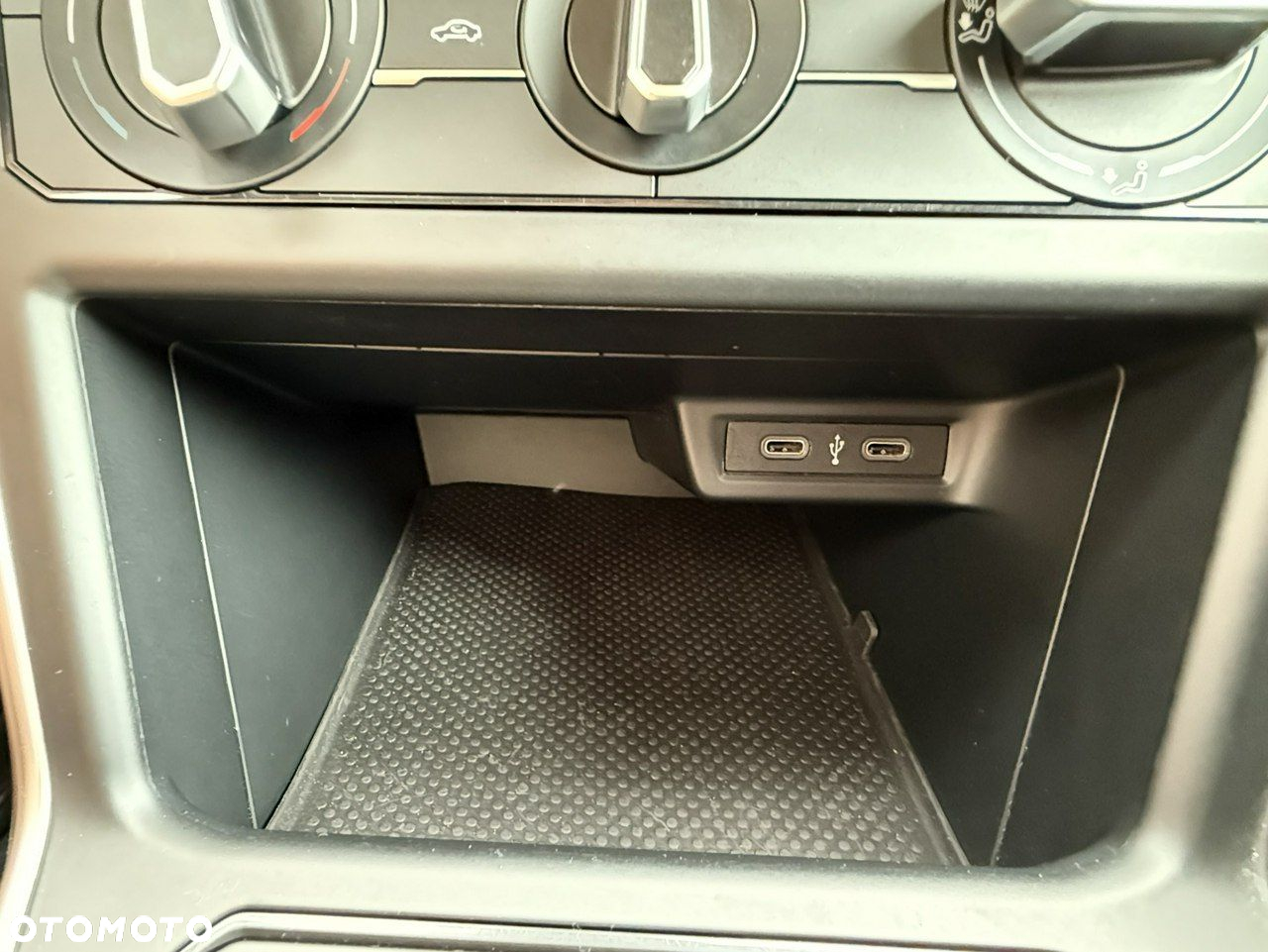 Volkswagen Taigo - 21