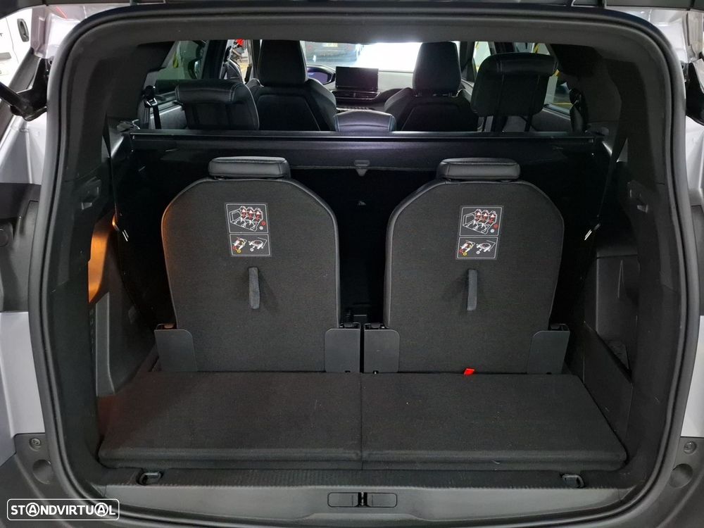 Peugeot 5008 1.2 PureTech Allure EAT8 - 26