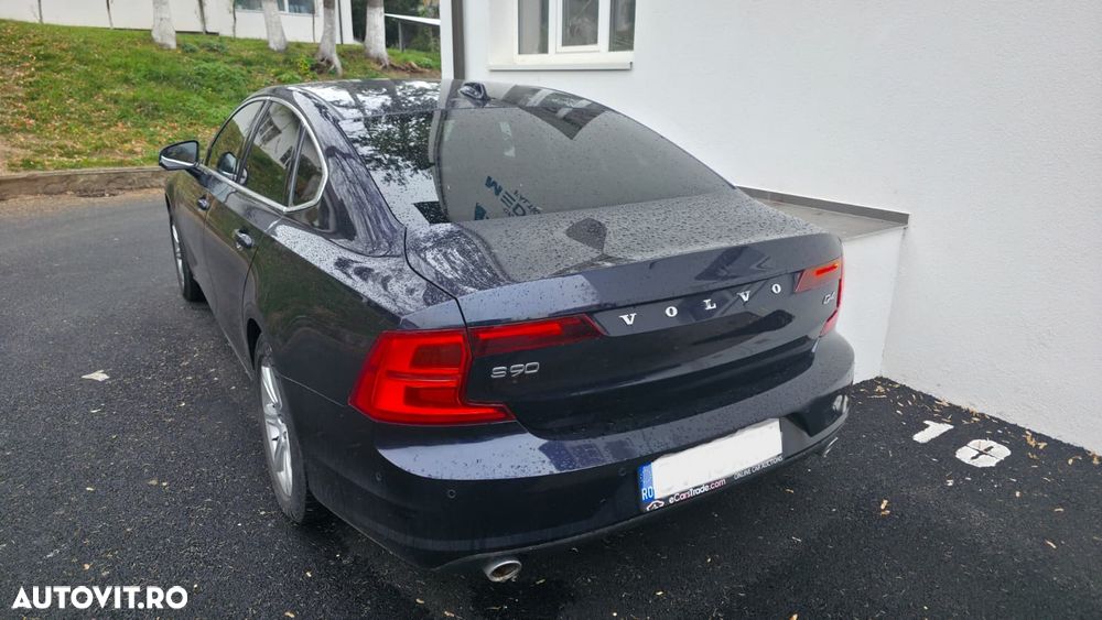 Volvo S90 D4 Geartronic Momentum Pro - 1