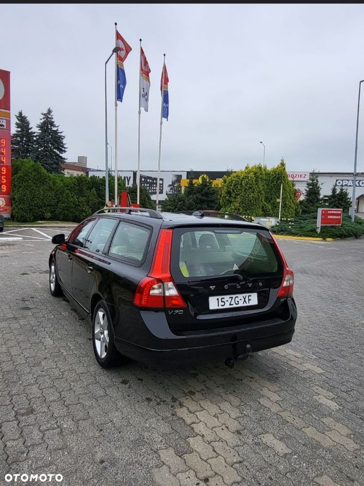 Volvo V70 2.5T Momentum - 10