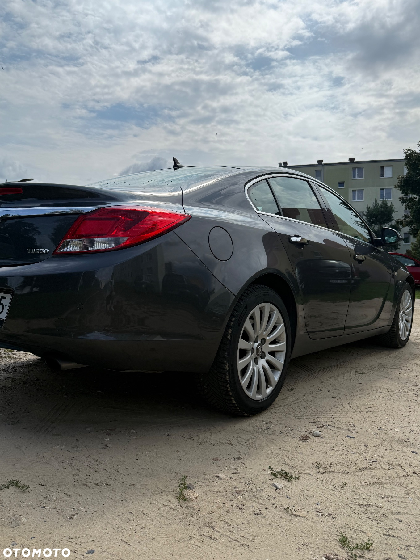 Opel Insignia 1.6 T Cosmo - 4