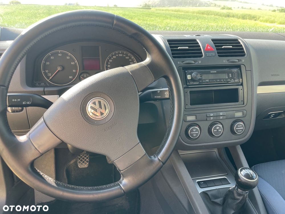 Volkswagen Golf 2.0 FSI Individual - 24