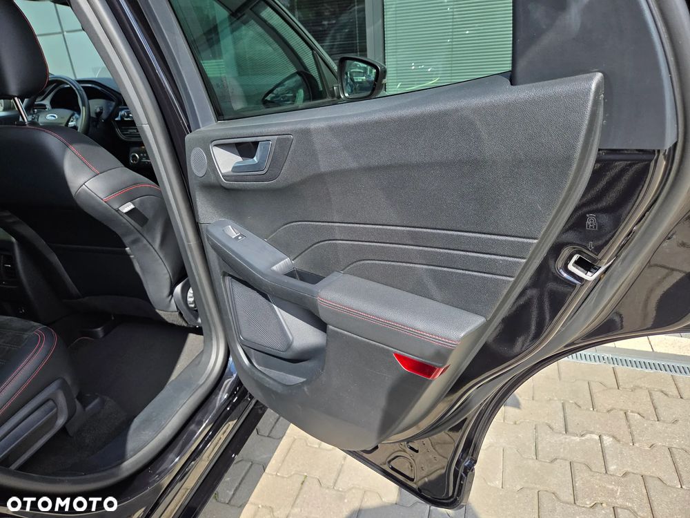 Ford Kuga 2.5P PHEV FWD ST-Line X - 40