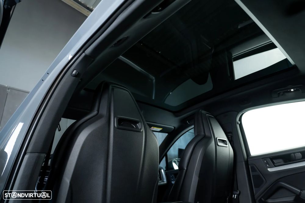 Porsche Cayenne Coupé E-Hybrid - 35