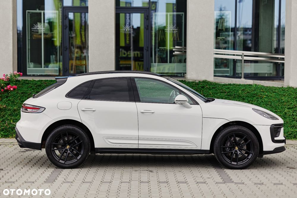 Porsche Macan Standard - 3