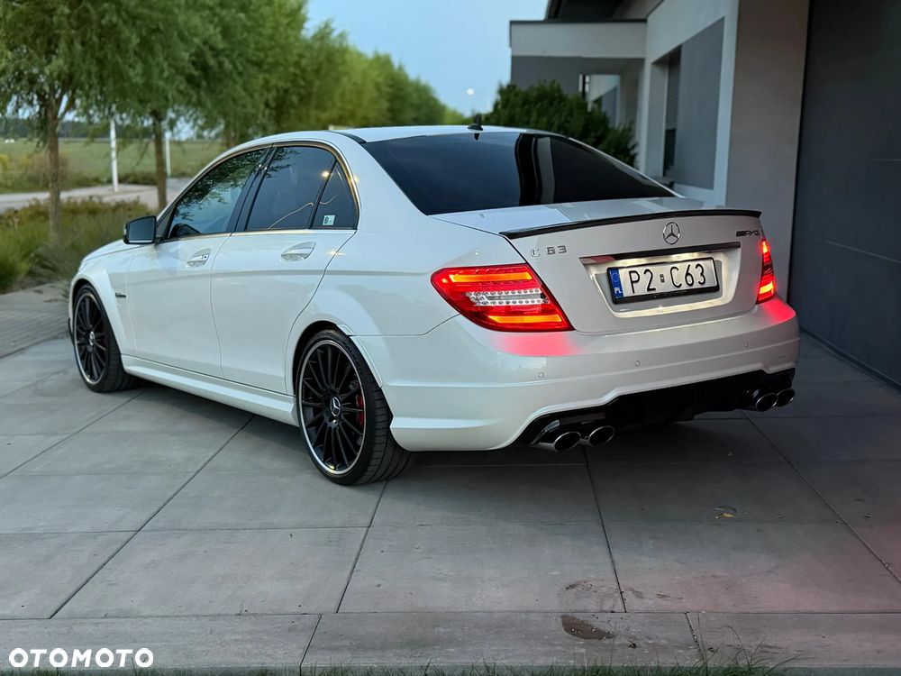 Mercedes-Benz Klasa C AMG 63 - 5