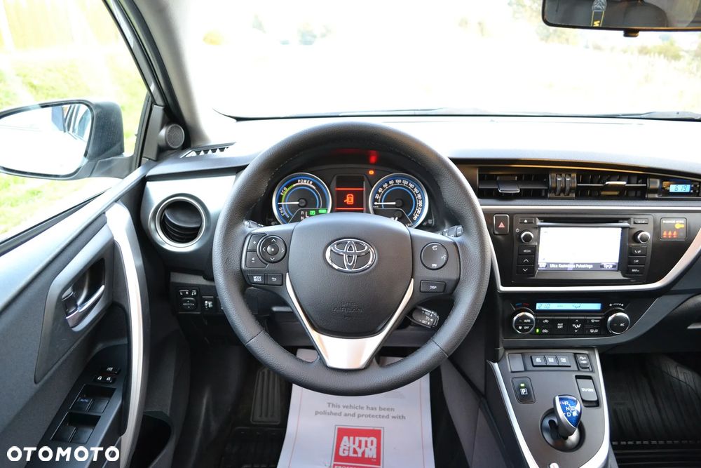 Toyota Auris 1.8 HSD Luna - 35