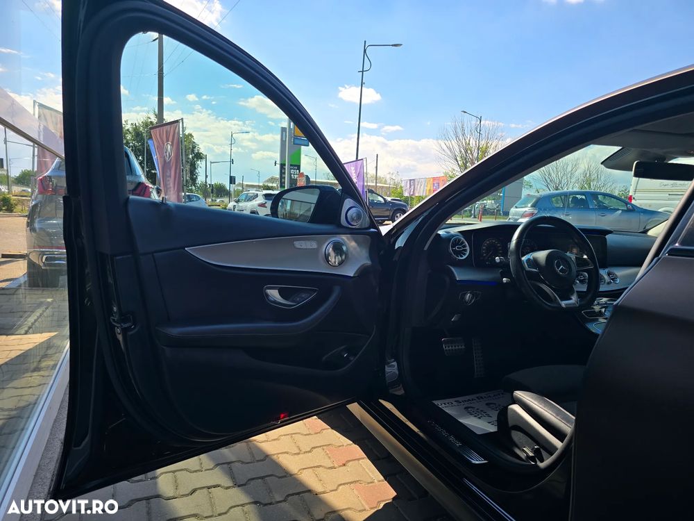 Mercedes-Benz E - 16