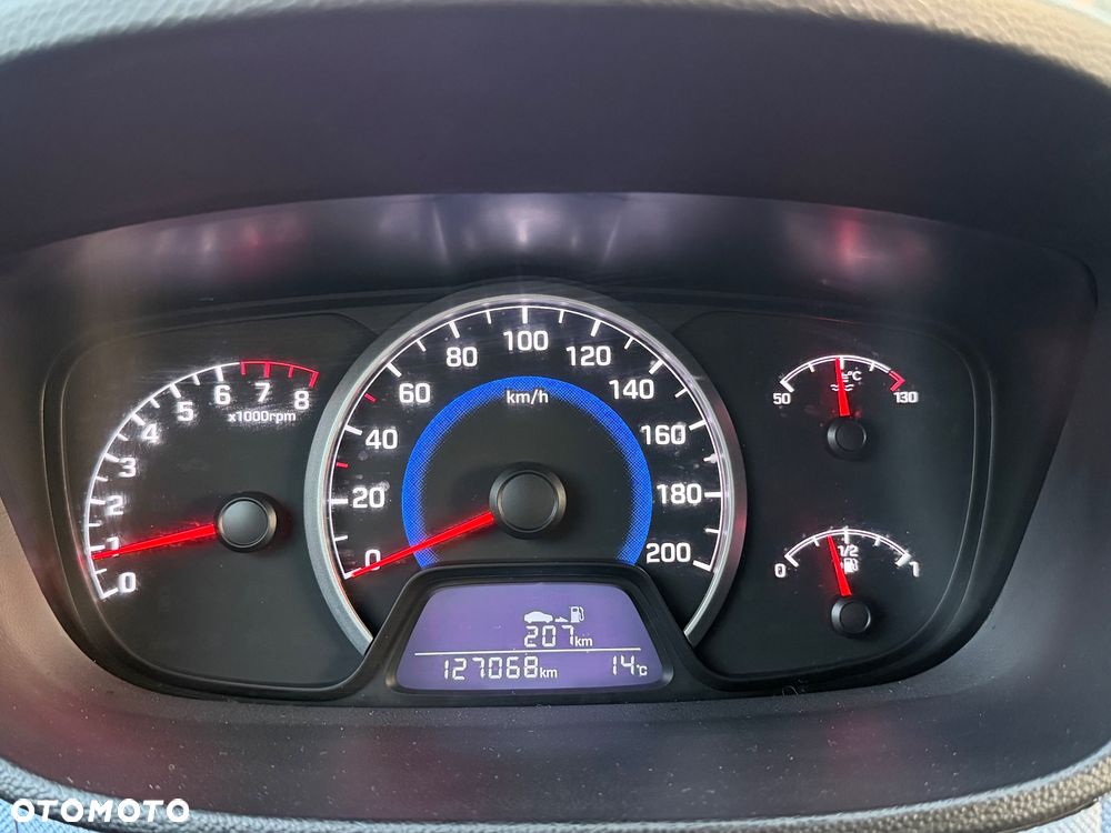 Hyundai i10 - 10