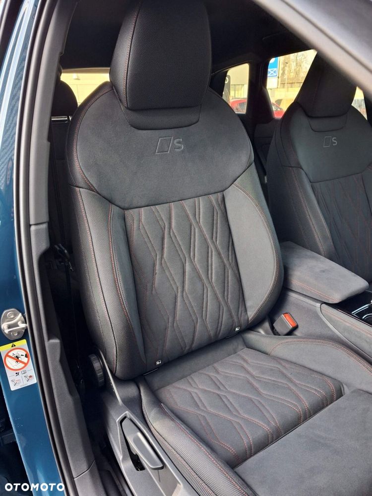 Audi Q3 - 18