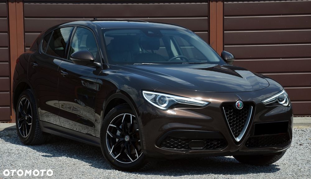Alfa Romeo Stelvio 2.2 16V AT8 Business - 1