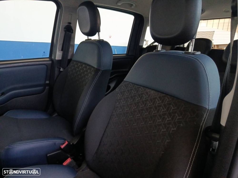 Fiat Panda 1.0 Hybrid City Cross - 9