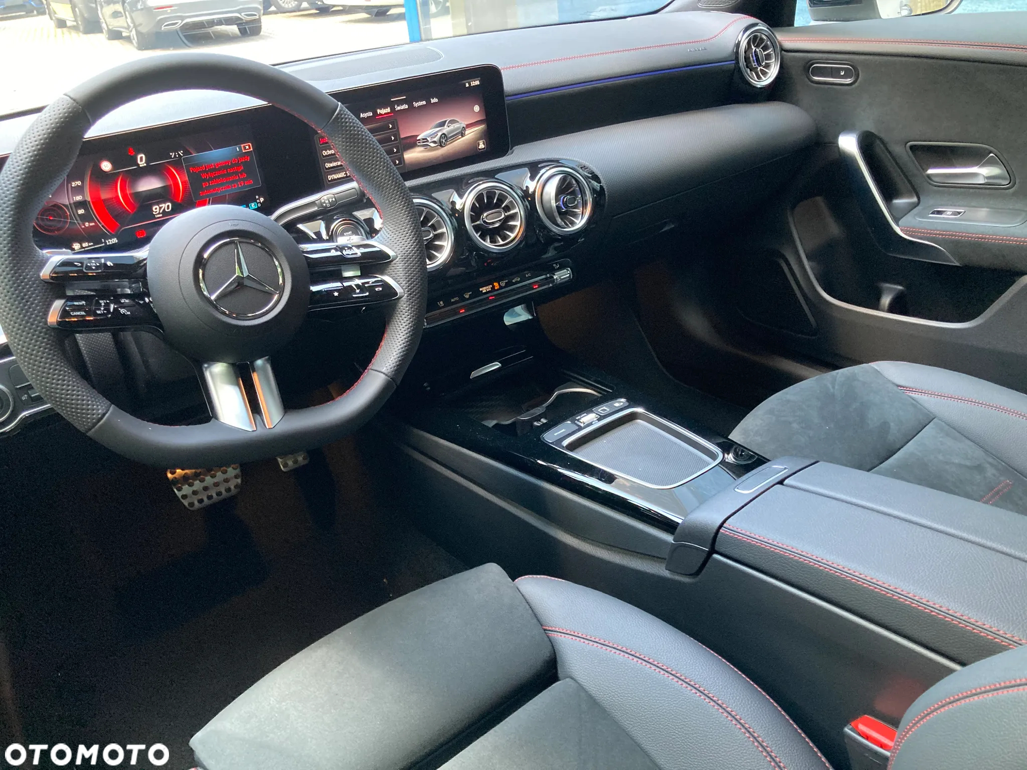 Mercedes-Benz CLA 200 AMG Line 7G-DCT - 12