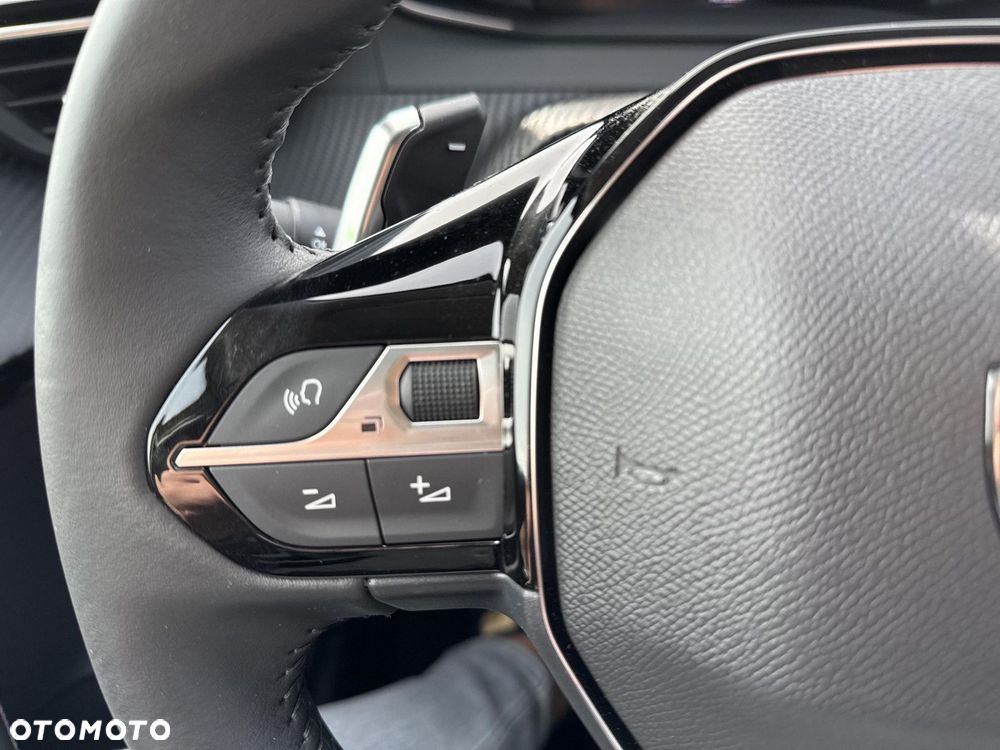 Peugeot 208 - 27