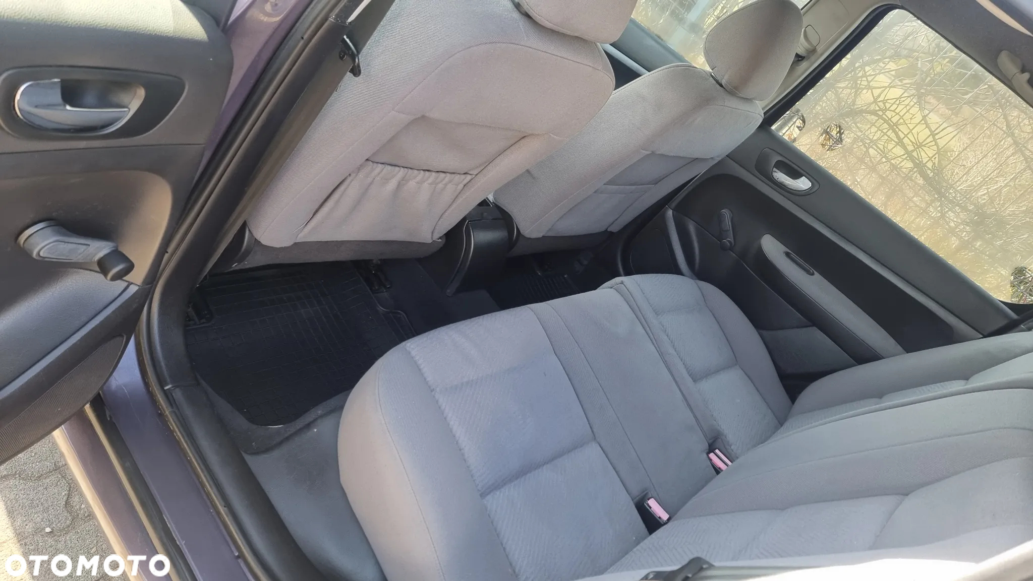 Peugeot 307 1.6 - 12