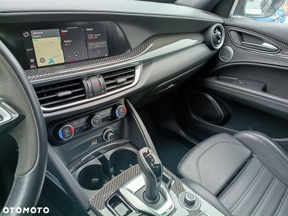 Alfa Romeo Stelvio 2.9 V6 Bi-Turbo Quadrifoglio Q4 - 18