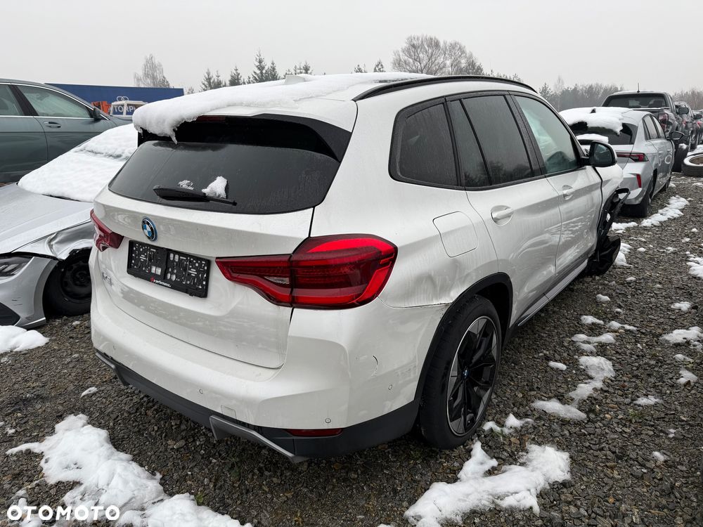 BMW iX3 Impressive - 5