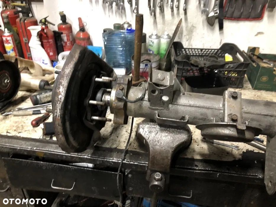 Pochwa mostu tył Nissan patrol y61 3.0tdi abs - 3