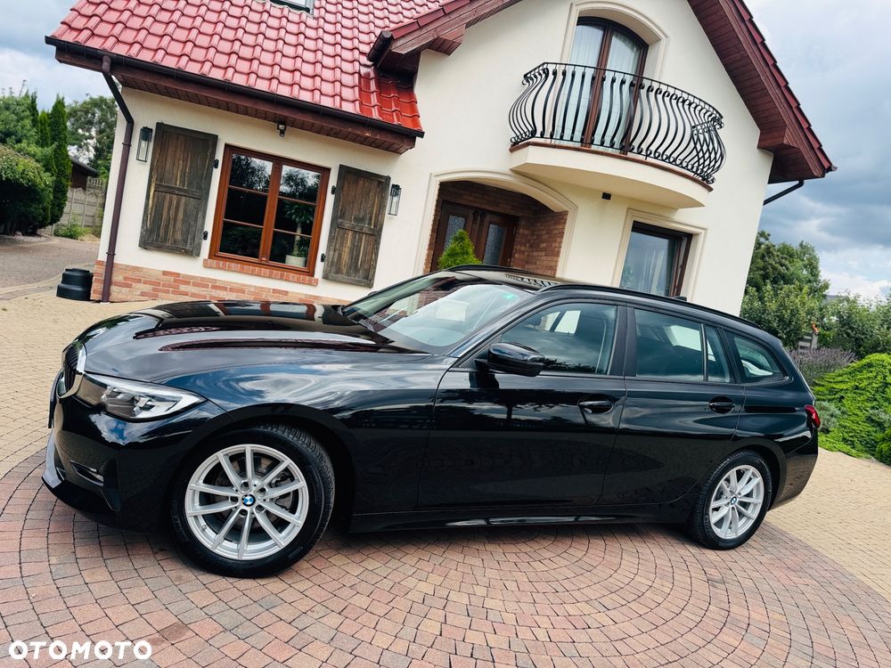 BMW Seria 3 320d Touring Advantage - 24