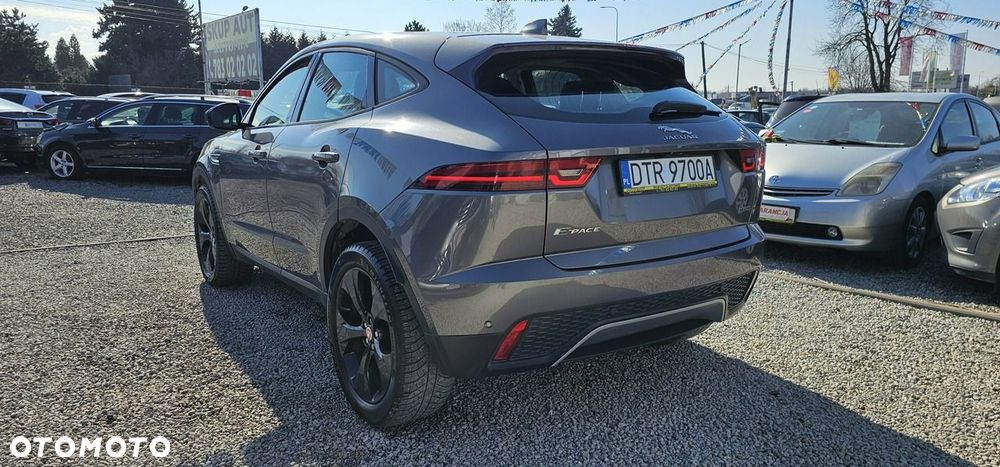 Jaguar E-Pace - 33