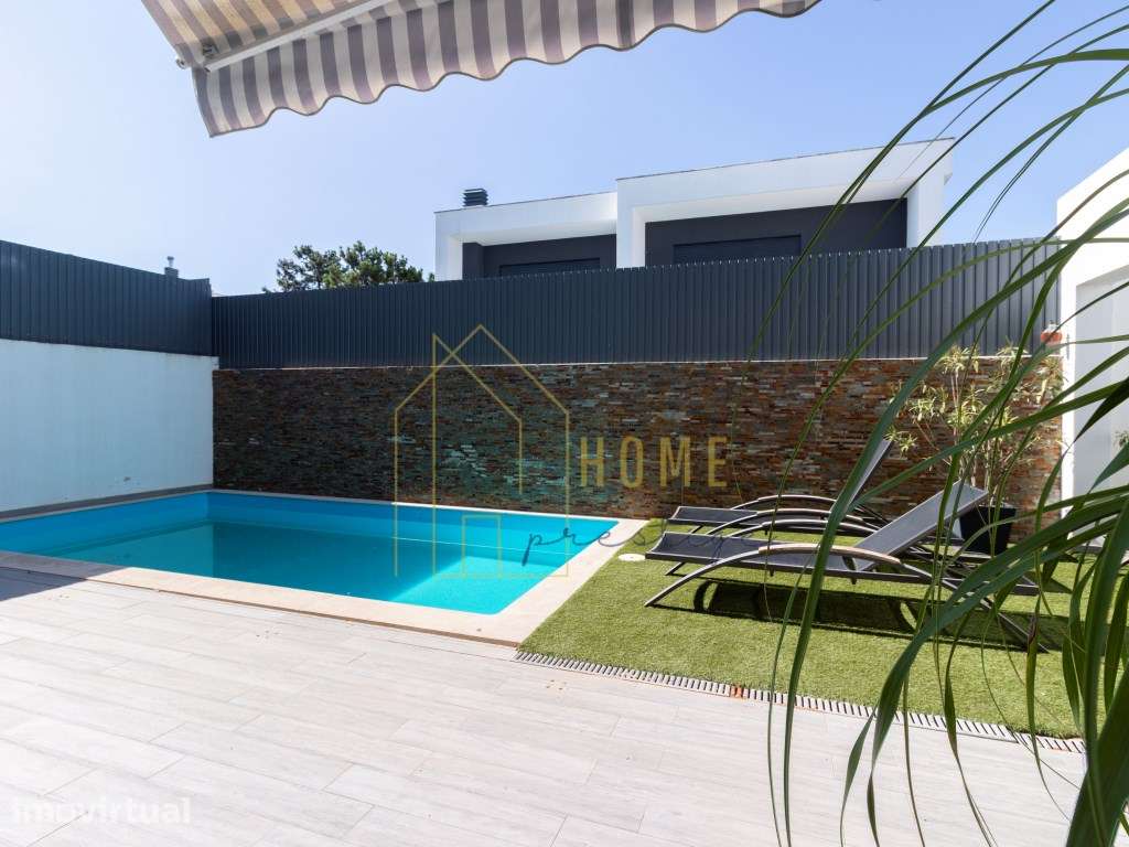 Moradia T4 com Piscina na Marisol - Conforto, Lazer e Proximidade d... - Grande imagem: 2/38