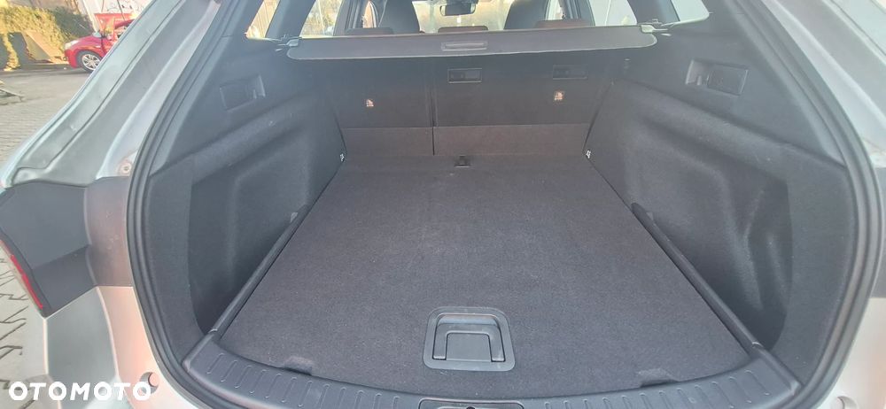 Toyota Corolla - 23