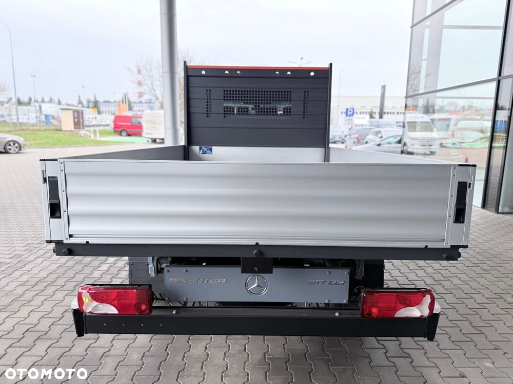 Mercedes-Benz Sprinter 317 cdi Doka 7-os. - 7