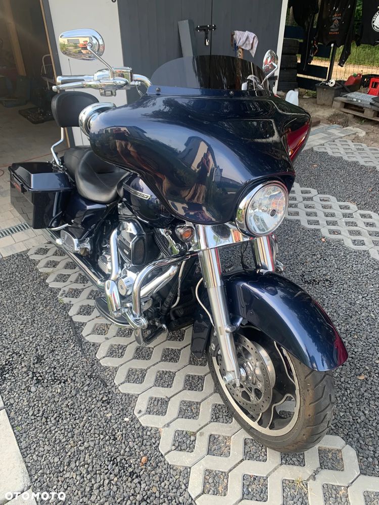 Harley-Davidson Touring Street Glide - 8