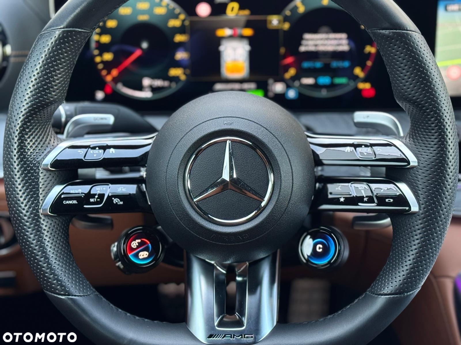 Mercedes-Benz AMG GT 43 4-Matic+ - 12