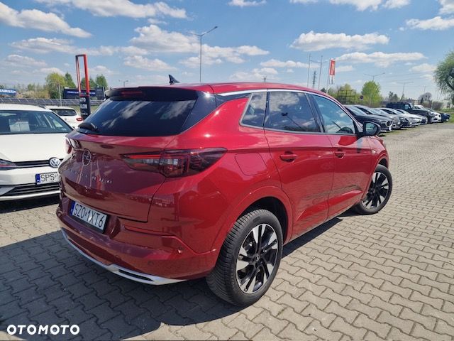 Opel Grandland 1.2 T GS Line S&S - 36