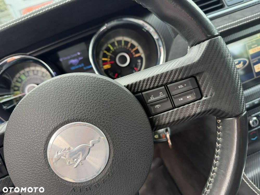 Ford Mustang - 20
