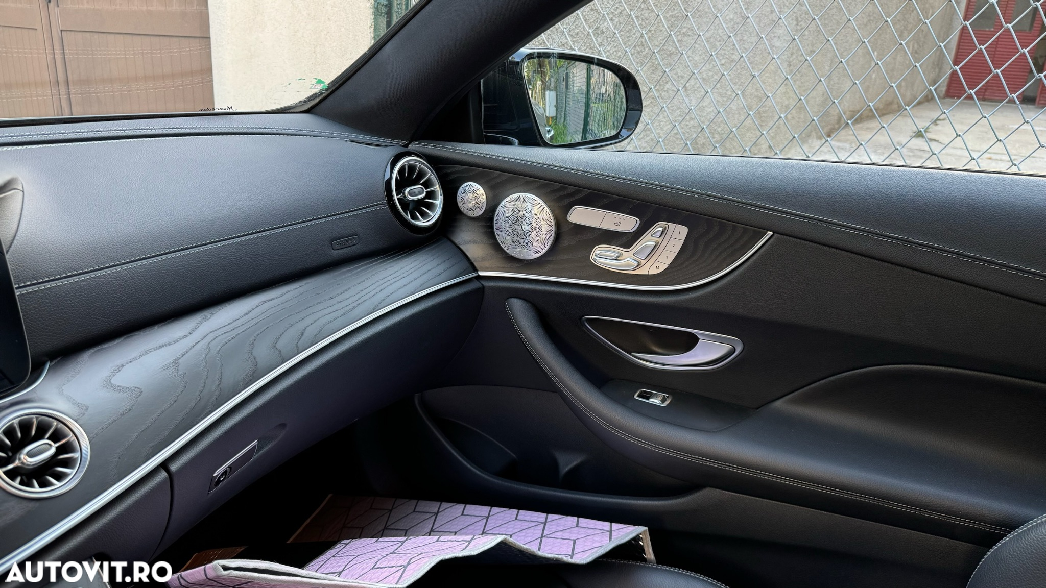 Mercedes-Benz E - 10