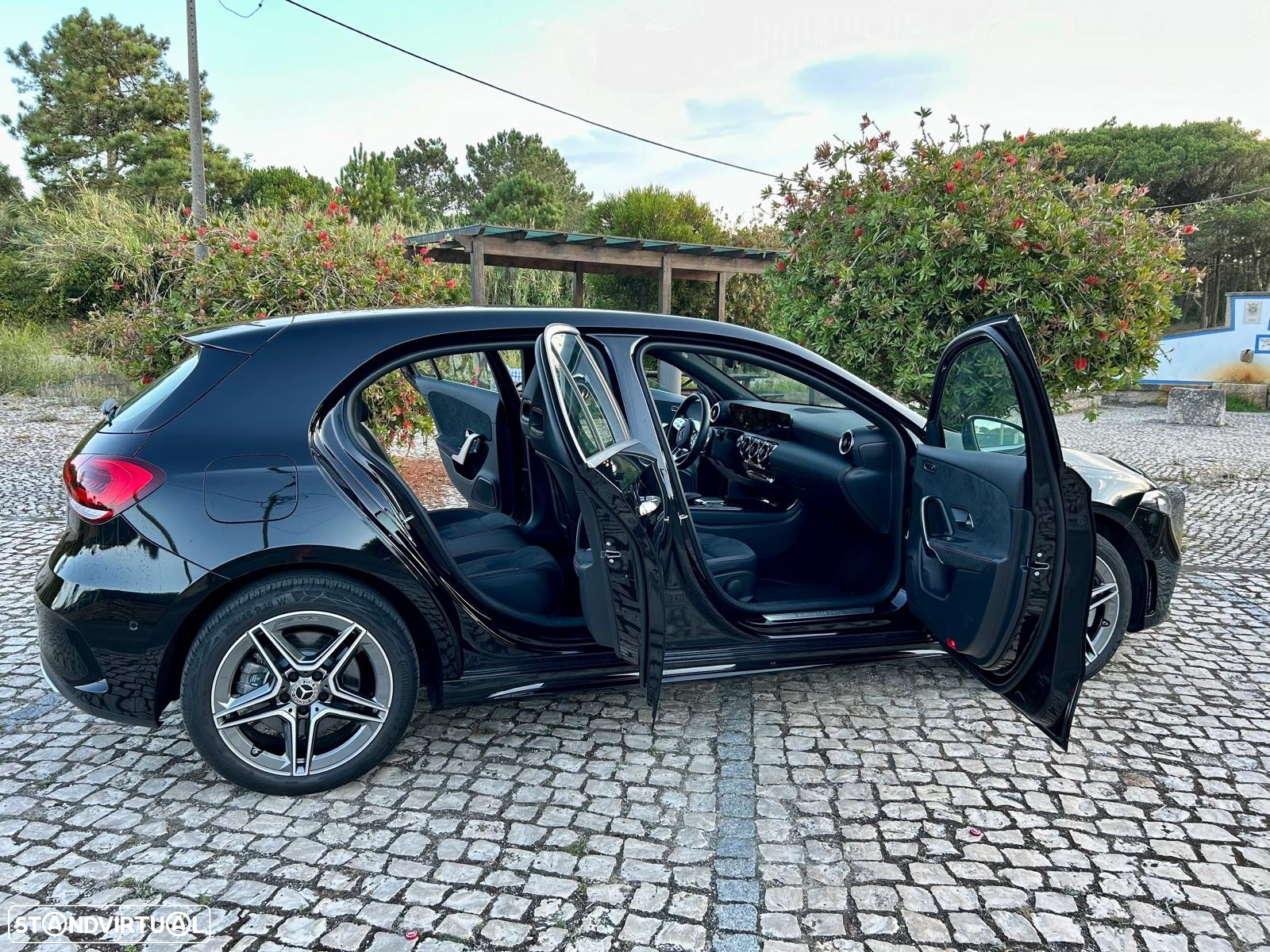 Mercedes-Benz A 250 e AMG Line - 9