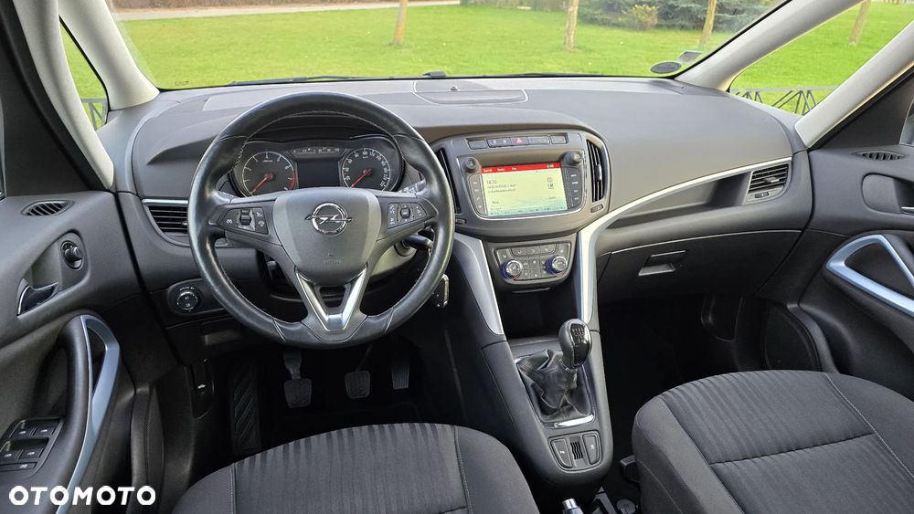 Opel Zafira Tourer 1.4 Turbo Active - 10
