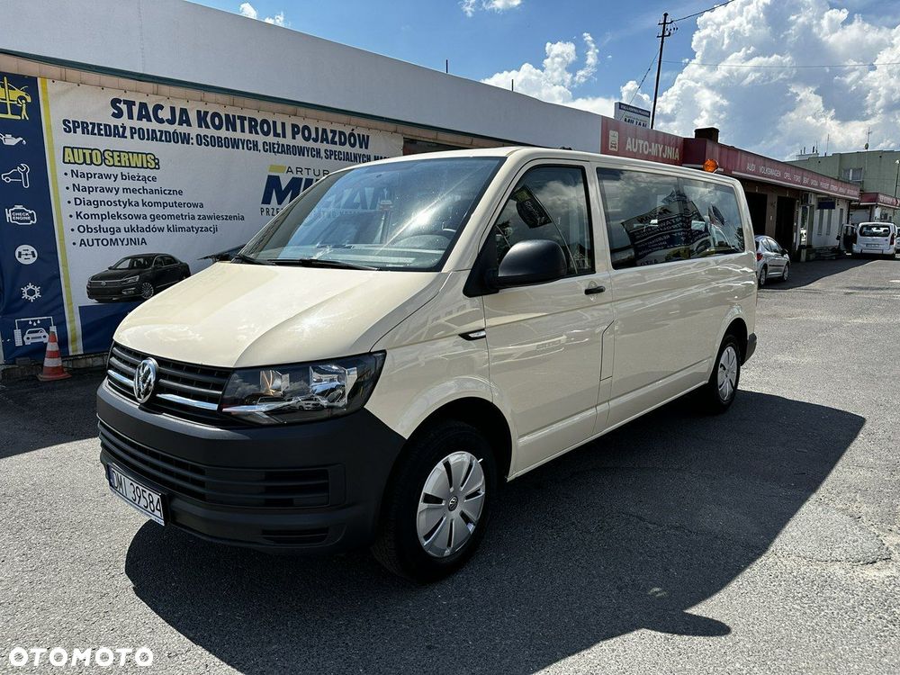 Volkswagen Caravelle - 1