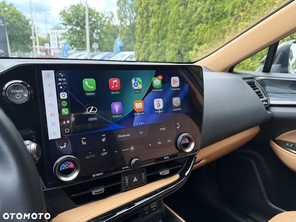 Lexus NX - 28