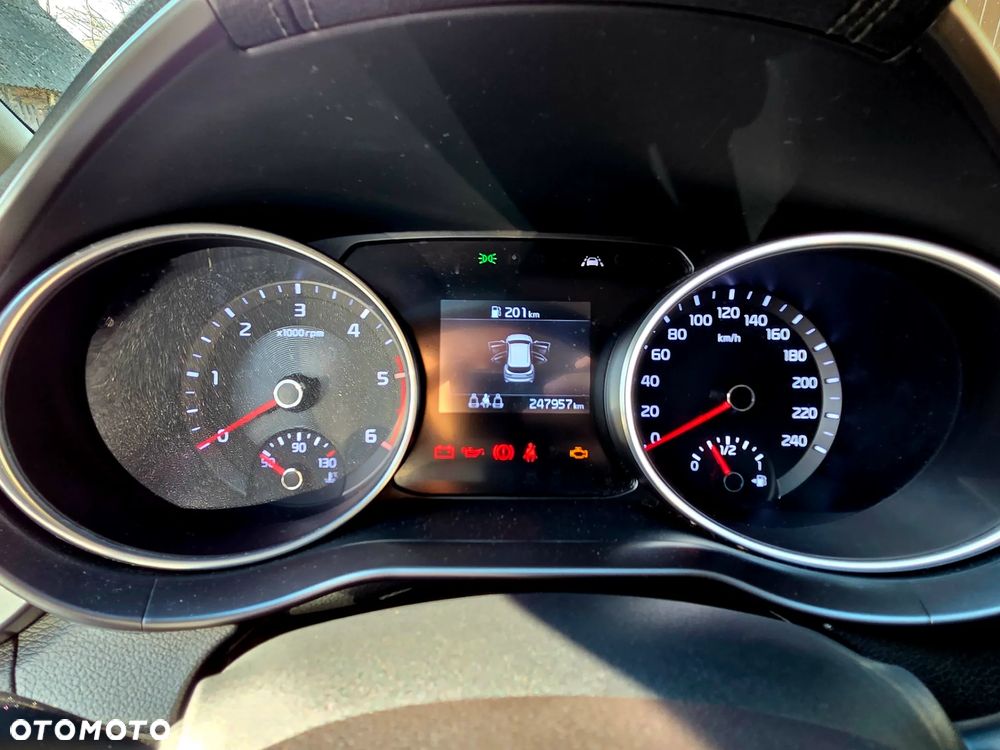 Kia Ceed 1.6 CRDi SCR M - 18