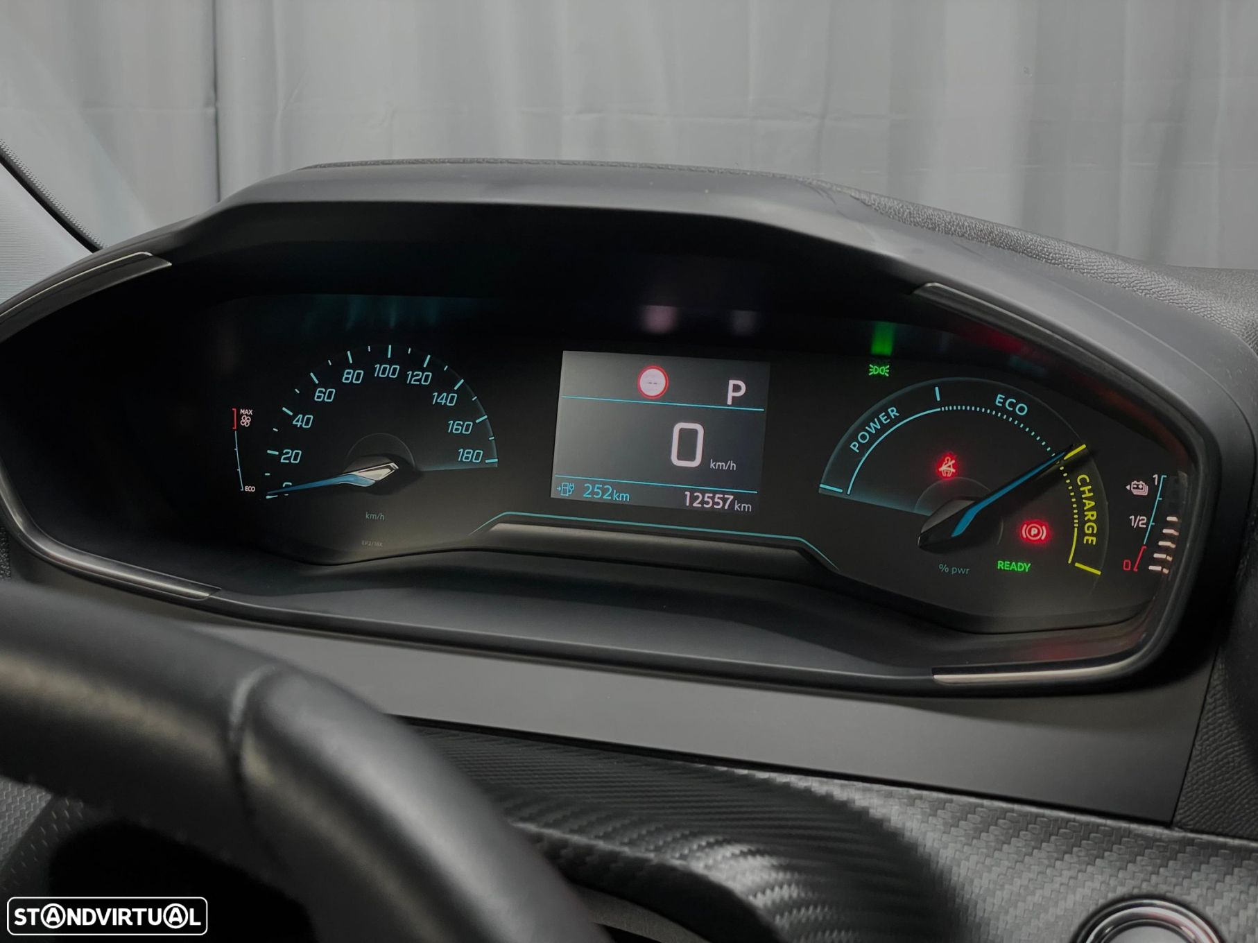 Peugeot e-208 50 kWh Allure - 11