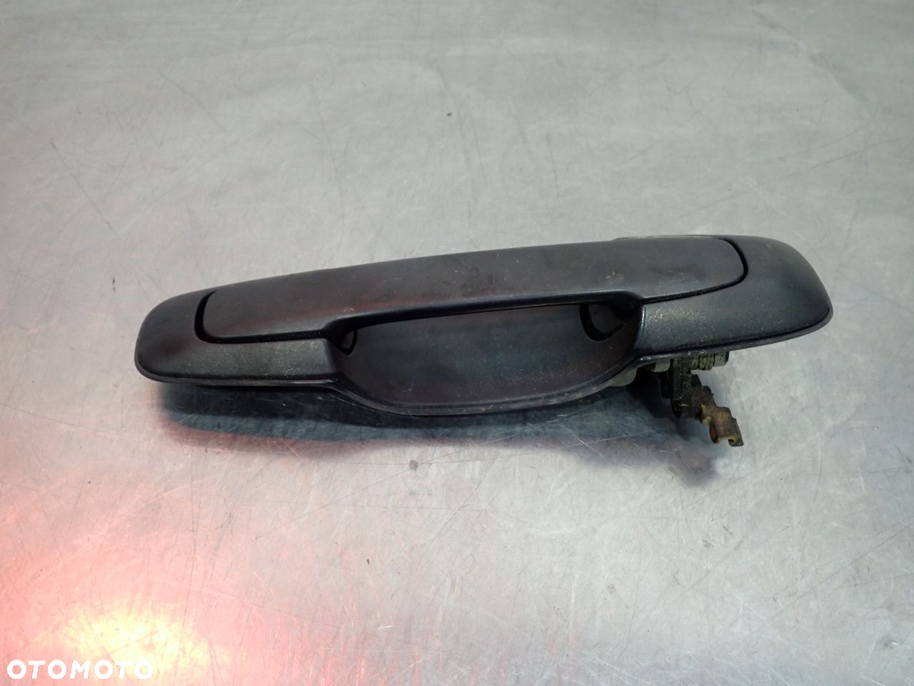 KLAMKA PRAWA TYLNA ZEWNĘTRZNA SUZUKI GRAND VITARA I LIFT 82810-65D00 - 2