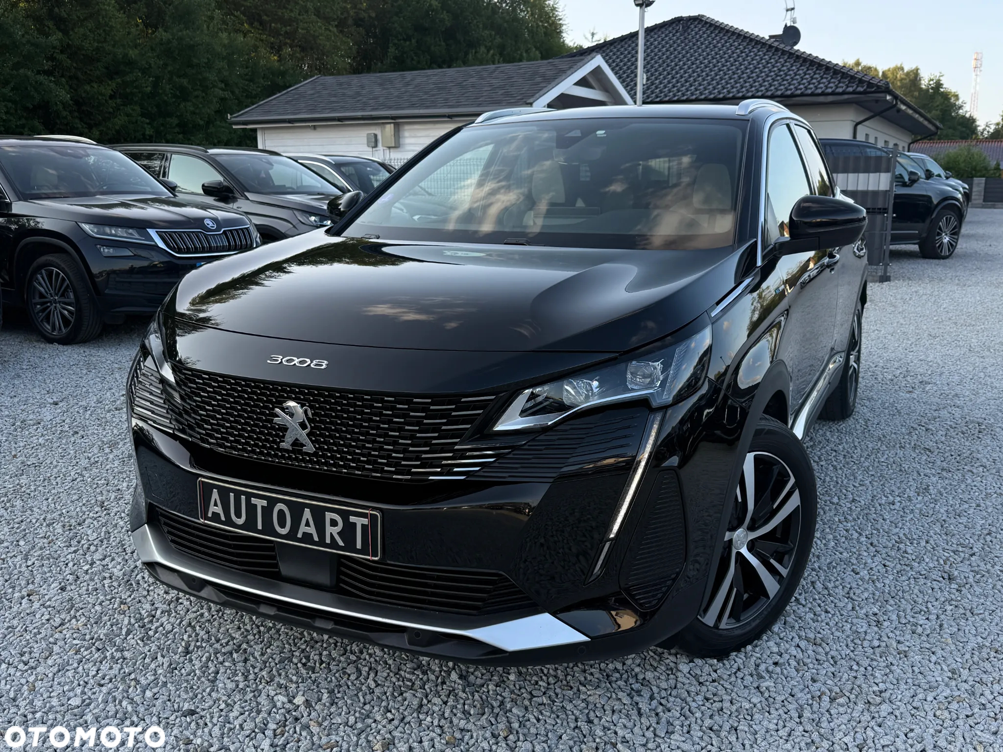 Peugeot 3008 Plug-In Hybrid 225 e-EAT8 GT - 4