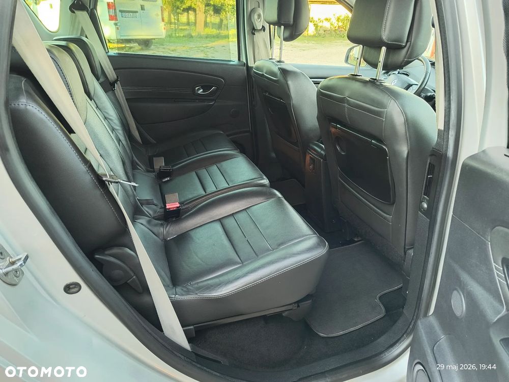 Renault Scenic dCi 130 FAP Bose Edition - 12